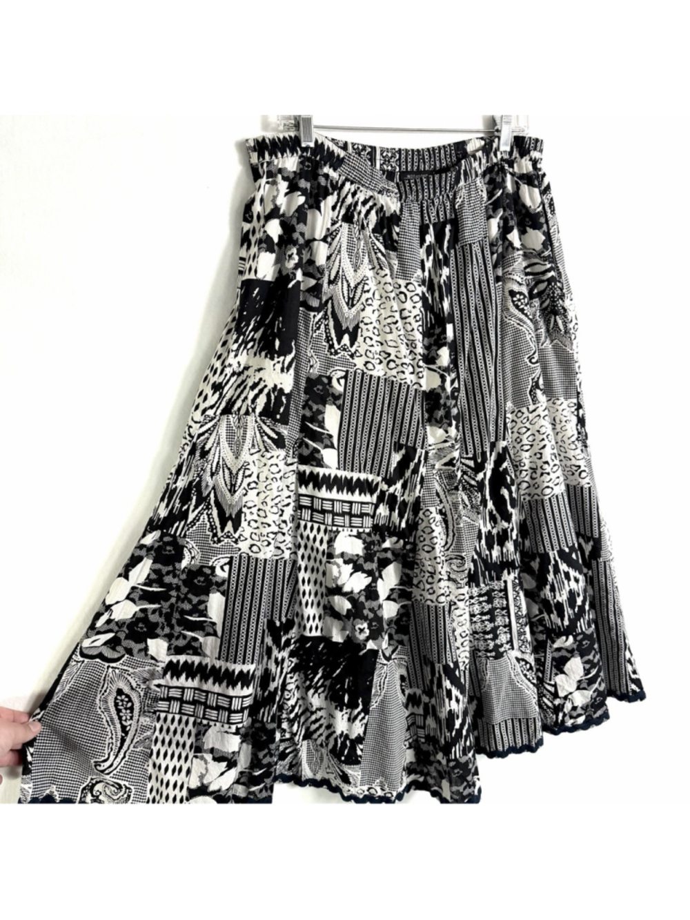 Y2K Patchwork Maxi Skirt Womens L Black Cream Abstract Boho Festival Artsy